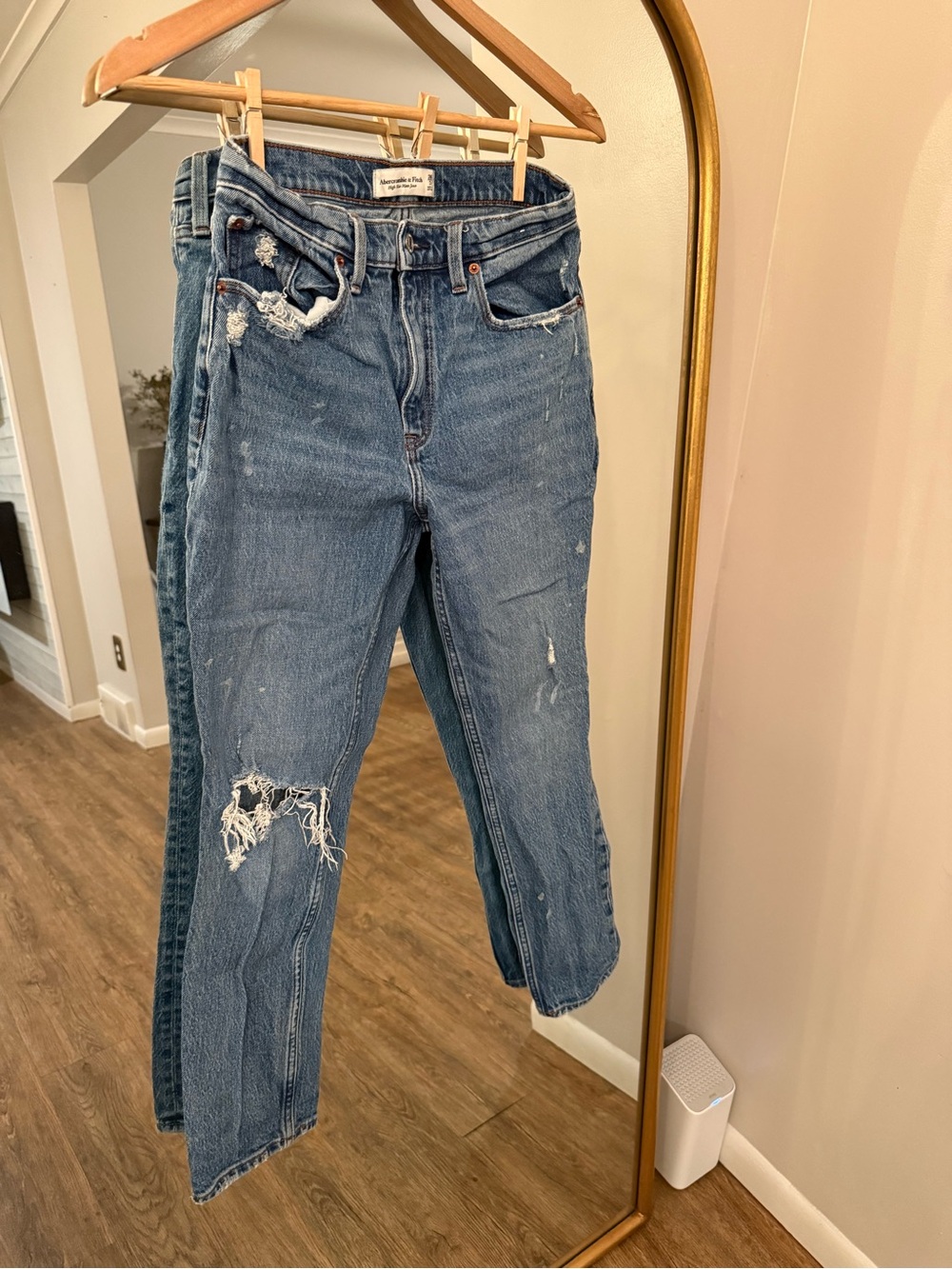 Abercrombie High Rise Mom Jeans